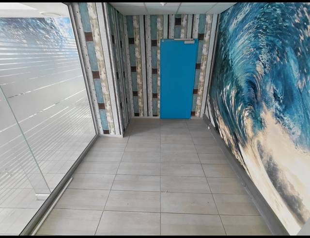 315M² OFFICE TO LET IN MAGALIESSIG